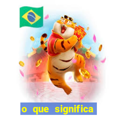 o que significa soprar no ouvido de uma pessoa